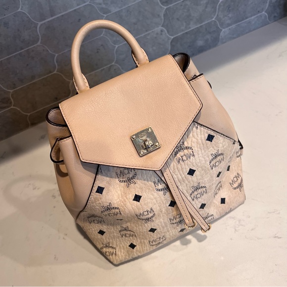 MCM Visetos Small Essential Backpack Beige - Picture 4 of 11